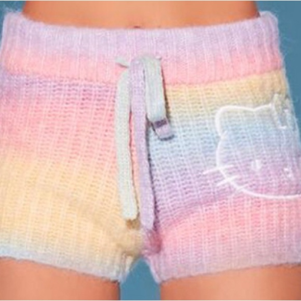 Hello kitty x forever 21 high waist sweater shorts